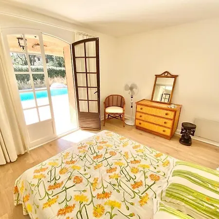 Villa Croisette Piscine 8 Pax Saint-Raphael (Var)