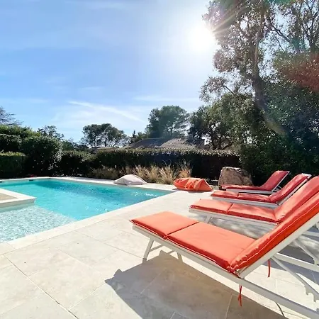 Croisette Piscine 8 Pax Saint-Raphael (Var)
