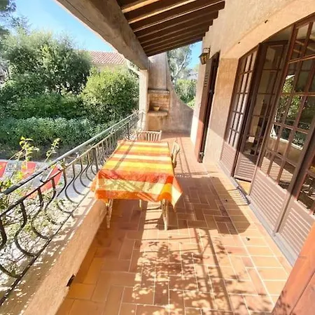 Croisette Piscine 8 Pax *